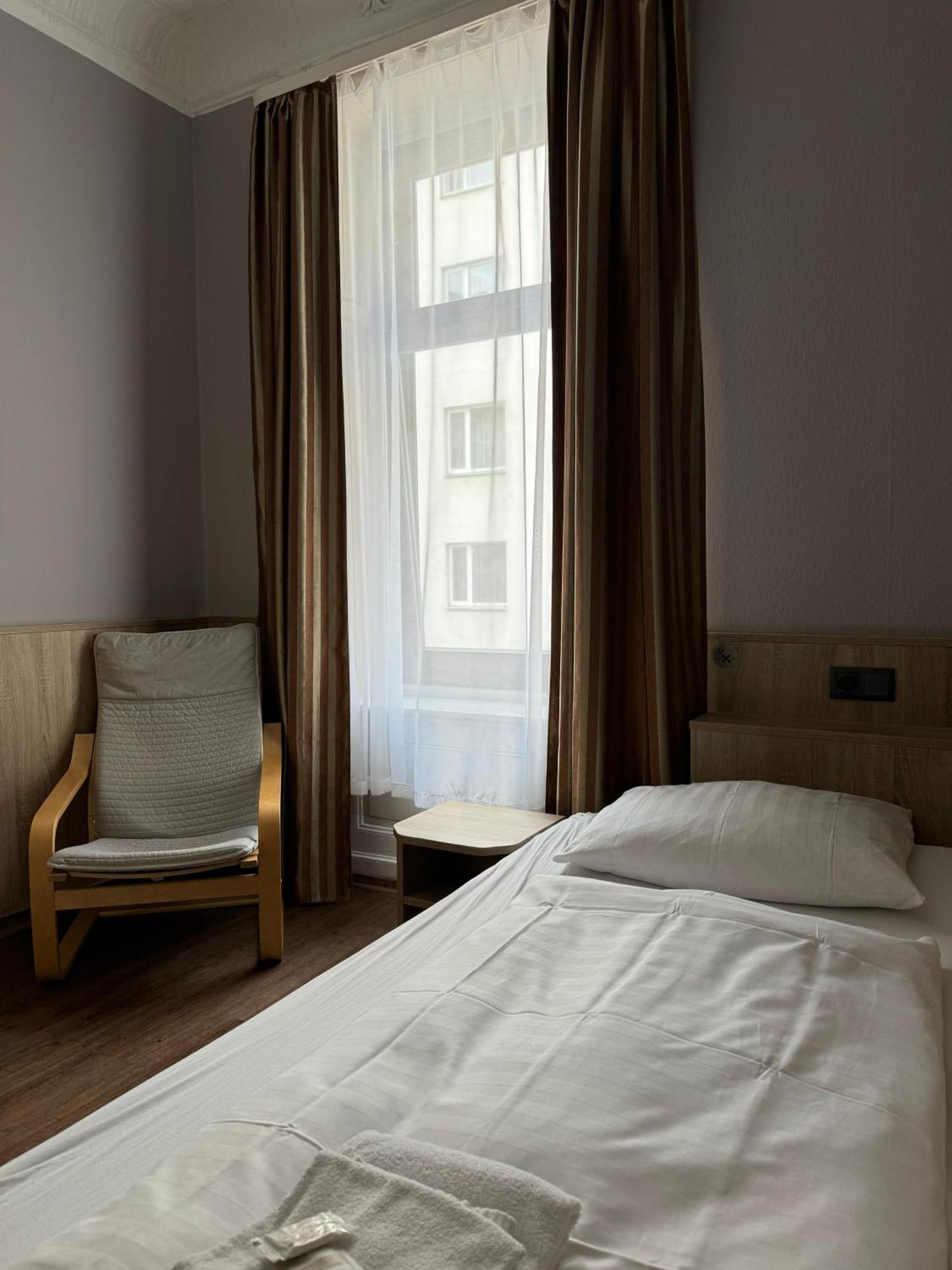 Hotel Kieler Hof Am Hauptbahnhof - Hamburg Central Station Luaran gambar