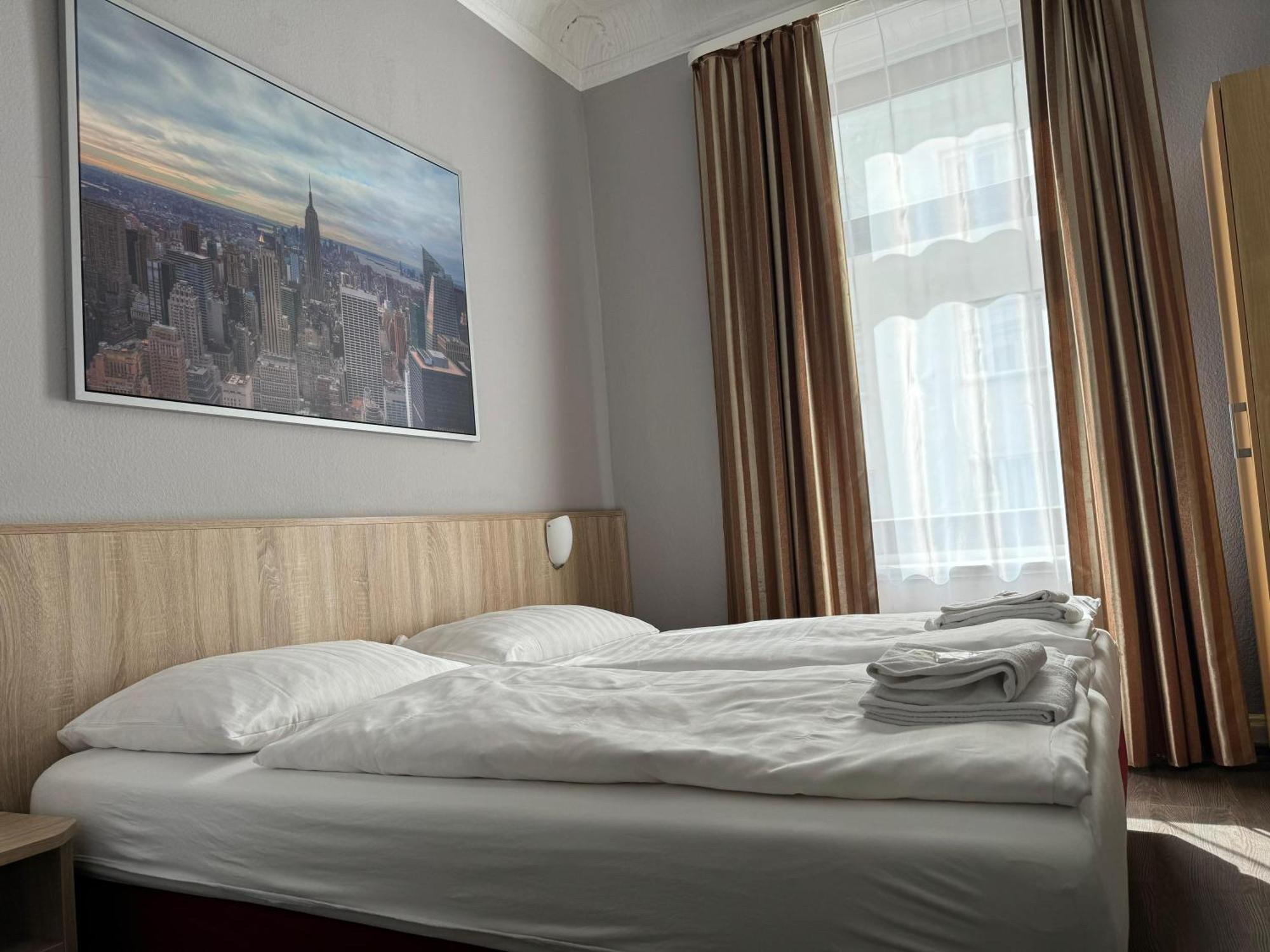 Hotel Kieler Hof Am Hauptbahnhof - Hamburg Central Station Luaran gambar
