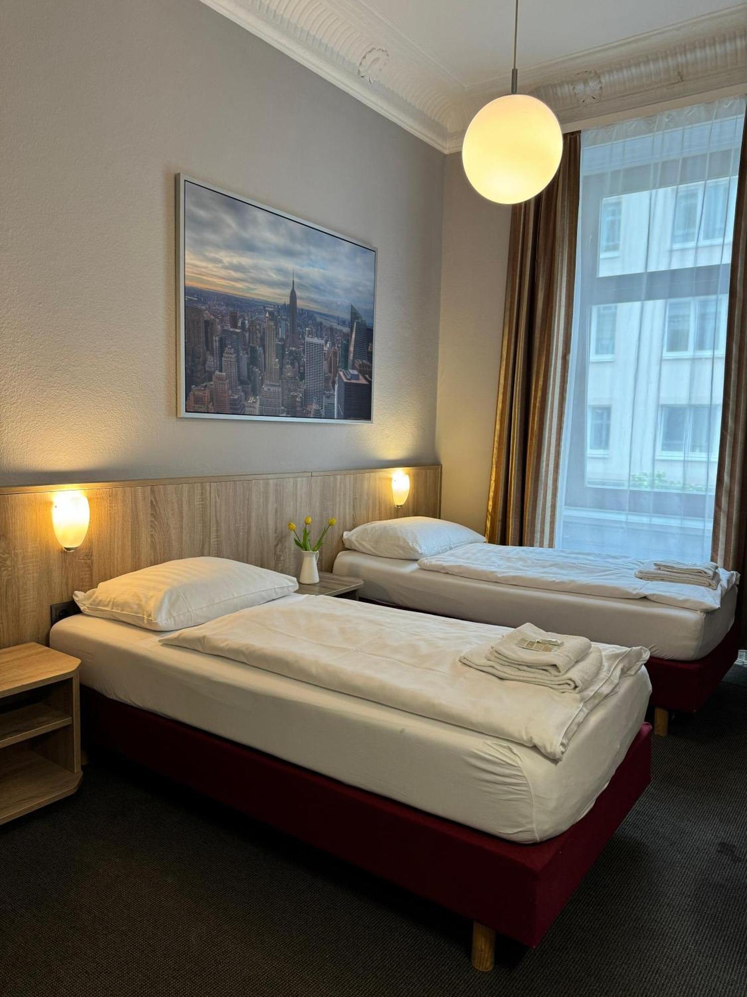 Hotel Kieler Hof Am Hauptbahnhof - Hamburg Central Station Luaran gambar