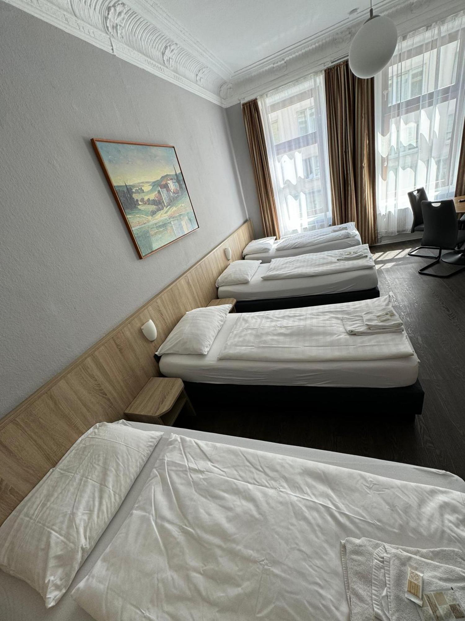 Hotel Kieler Hof Am Hauptbahnhof - Hamburg Central Station Luaran gambar